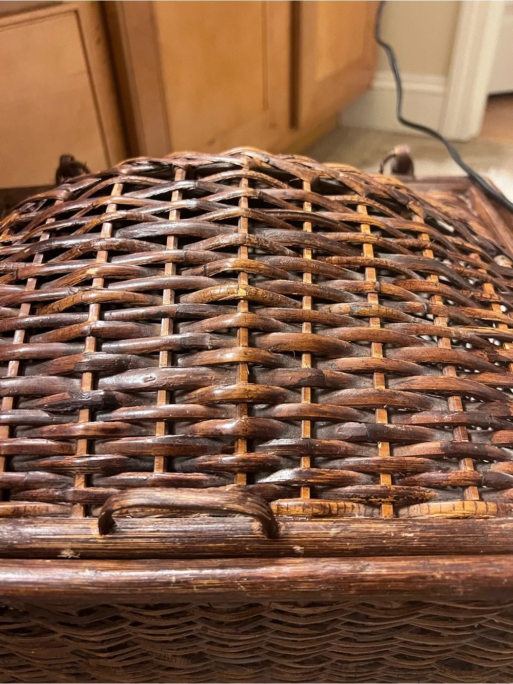 Vintage Large Hand Woven Storage Basket with Lid & Handles Home Decor